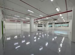 Standard Industrial Building (D13), Factory #558124381